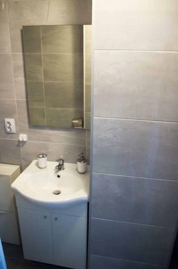Meridian Apartment , 300M To Bus Terminal, Fast Wifi & Airport Transf Zagreb Buitenkant foto