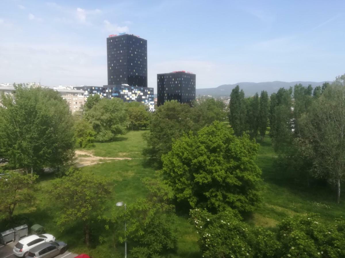Meridian Apartment , 300M To Bus Terminal, Fast Wifi & Airport Transf Zagreb Buitenkant foto